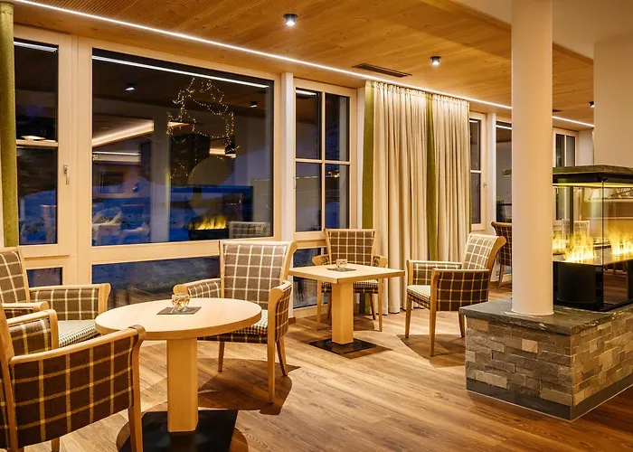 Wanderhotel Taurerwirt Hotel 4*