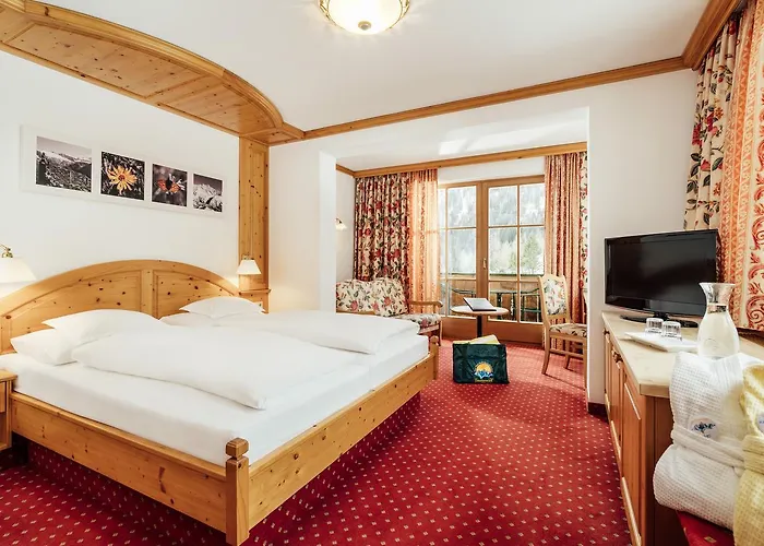 Wanderhotel Taurerwirt 4*