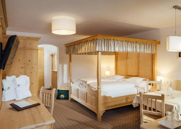 Wanderhotel Taurerwirt 4*